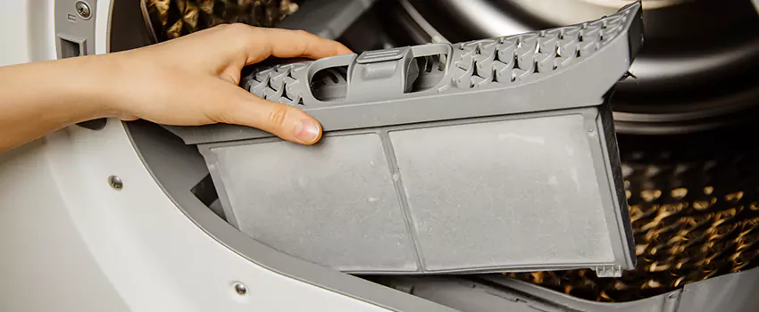 Signs Of A Clogged Dryer Lint Trap in Springville, Utah